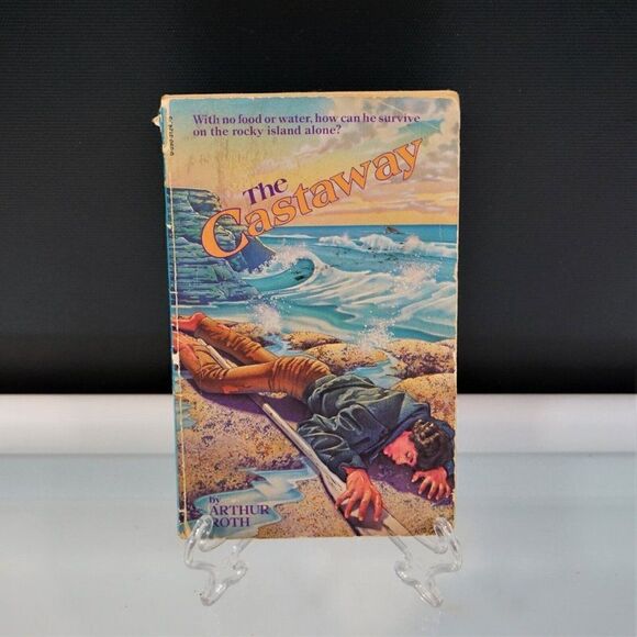 The Castaway by Arthur J. Roth Vintage 1983 Scholastic Paperback Juvenile - Picture 1 of 5